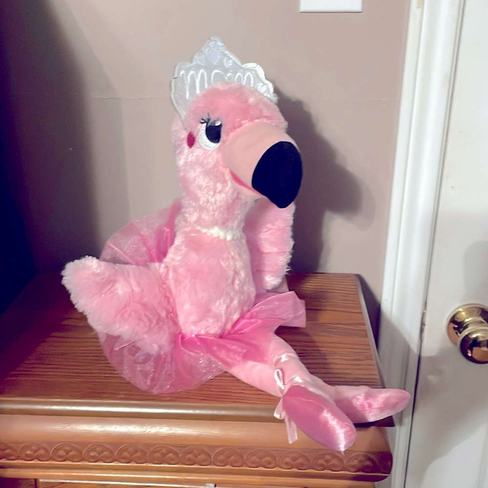 Singing Mother's Day Flamingo